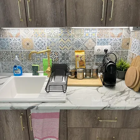 Skg Retreat Emerald - 5min Walk From Seafront Appartement *